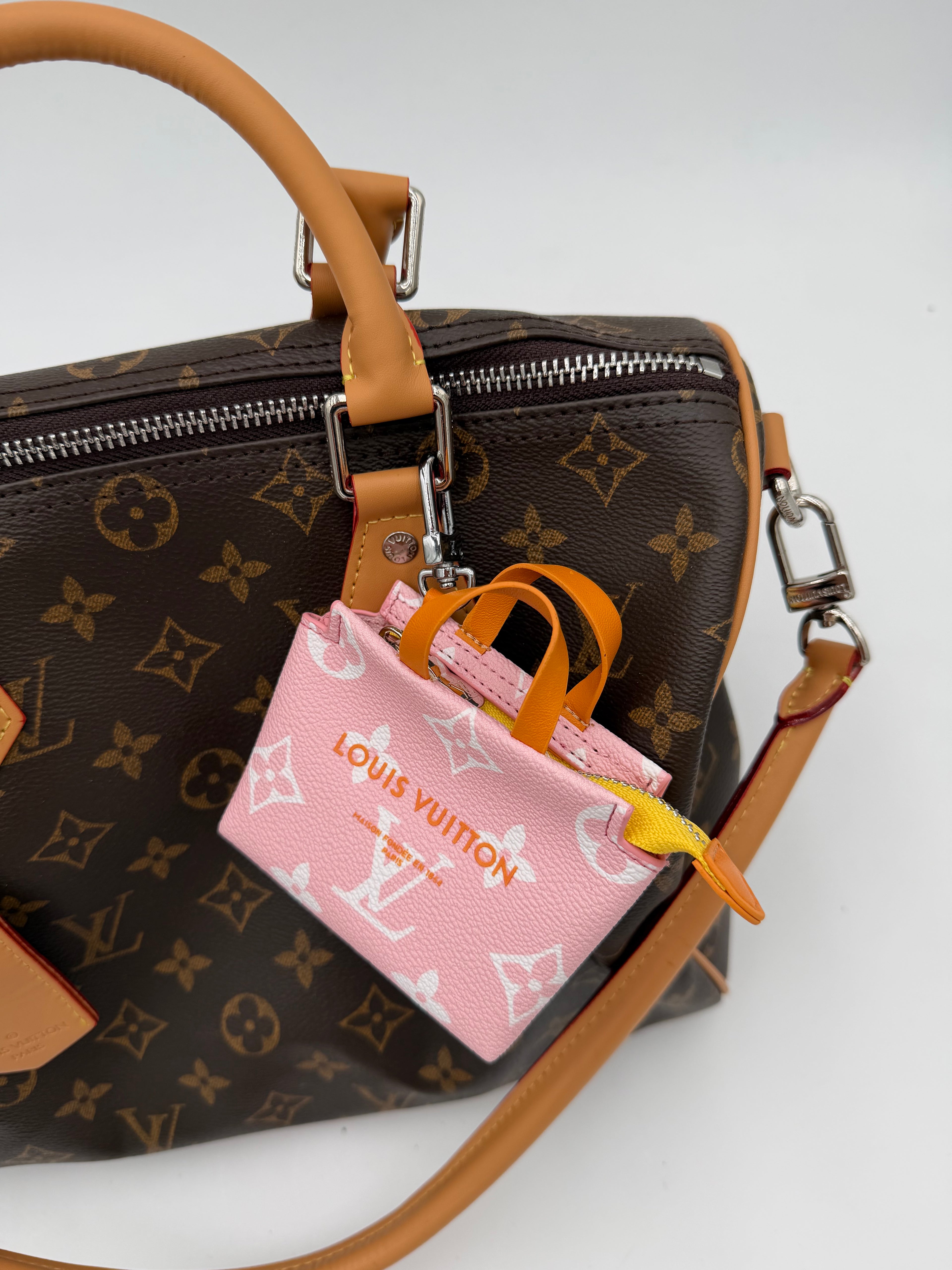 Charm/portachiavi shopping pink