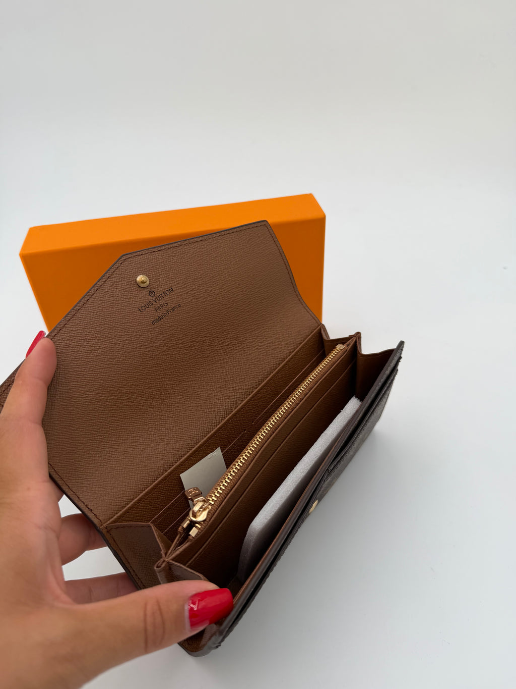 Portafoglio grande brown