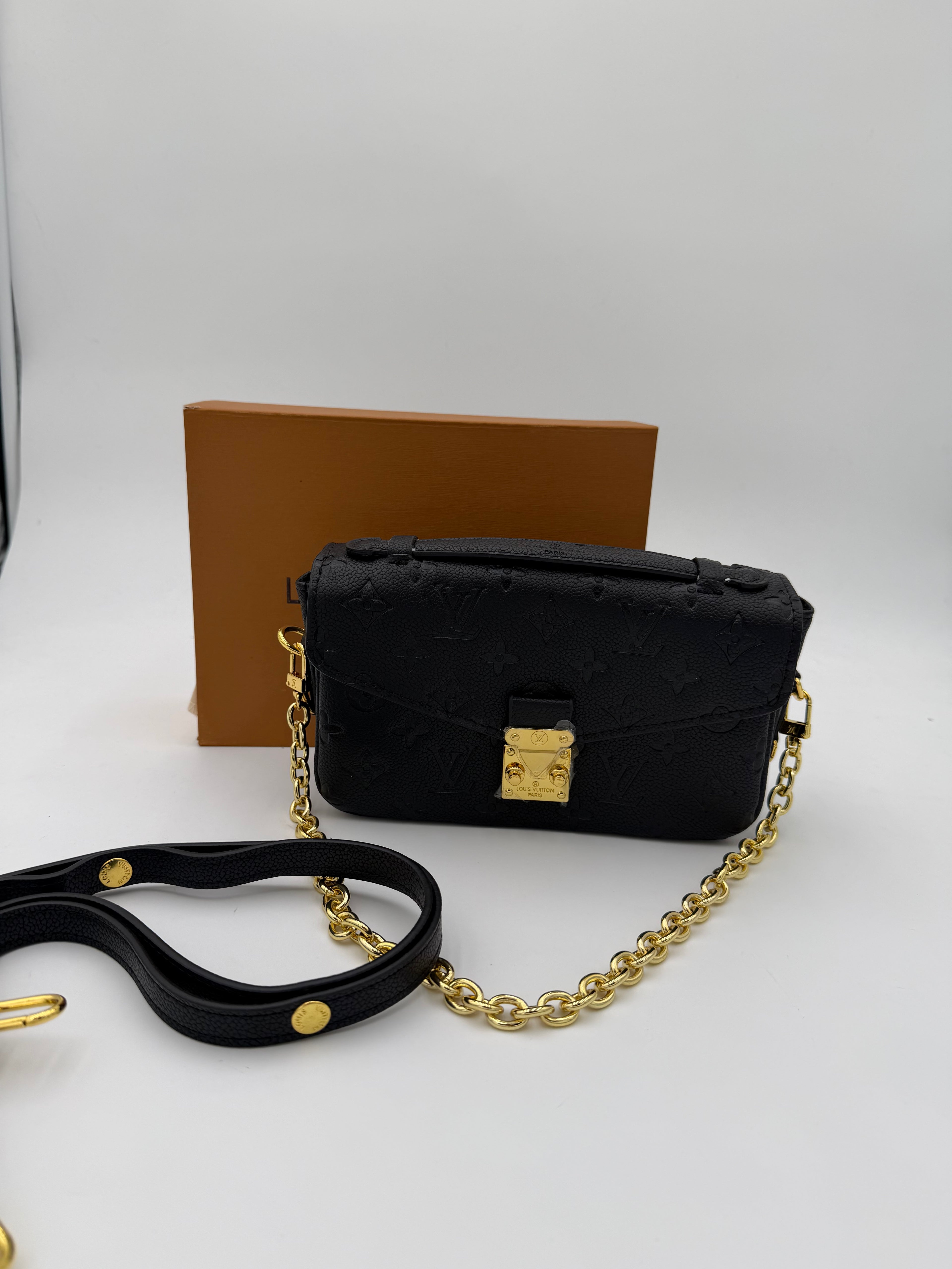 Borsa metis black 20cm
